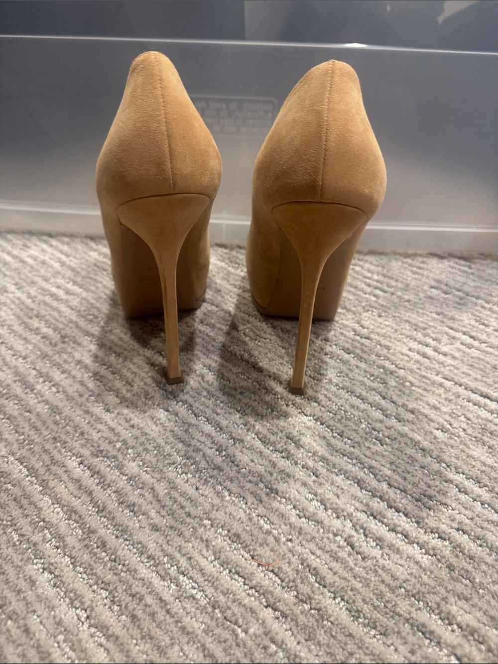 Saint Laurent Tan Suede Pumps with Patent Cap Toe 41 - Picture 4 of 6